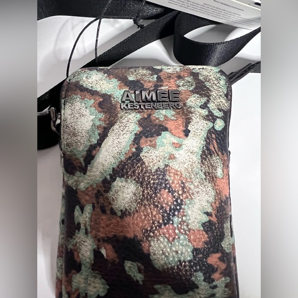 NWT | AIMEE KESTENBERG Phone Crossbody | Tie Dye Pattern - Picture 6 of 7